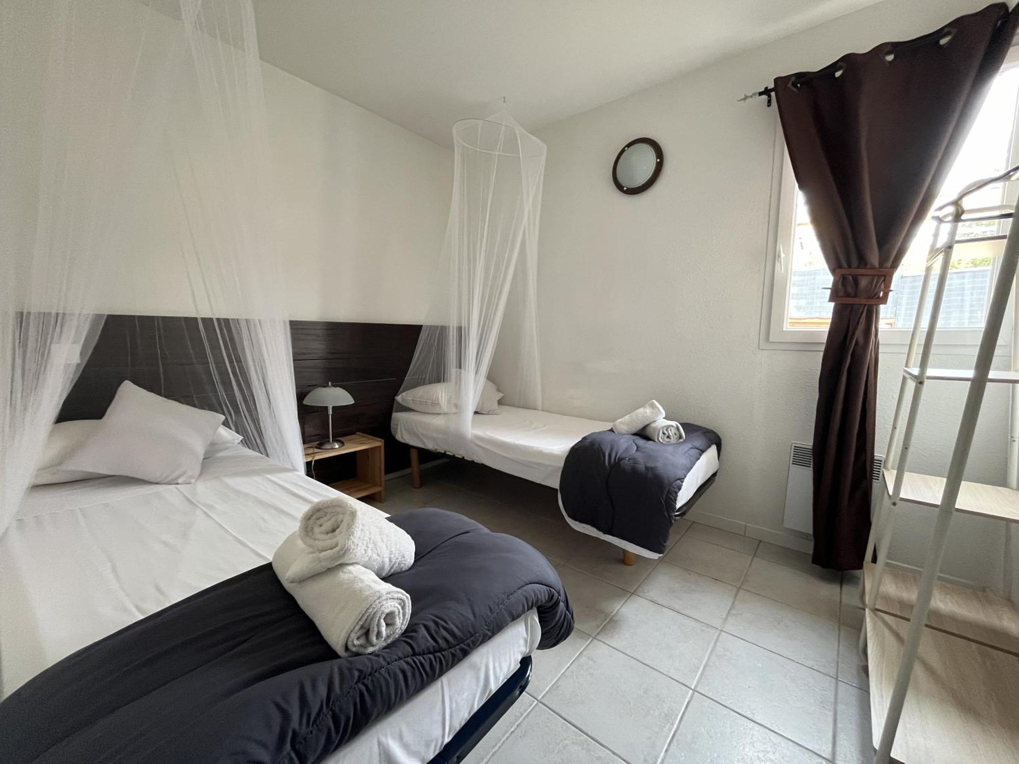 Mont Bouquet Lodge-Residence Hoteliere Brouzet-les-Ales المظهر الخارجي الصورة