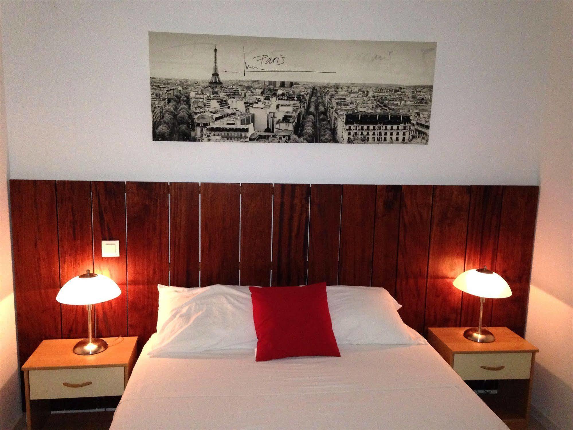 Mont Bouquet Lodge-Residence Hoteliere Brouzet-les-Ales المظهر الخارجي الصورة