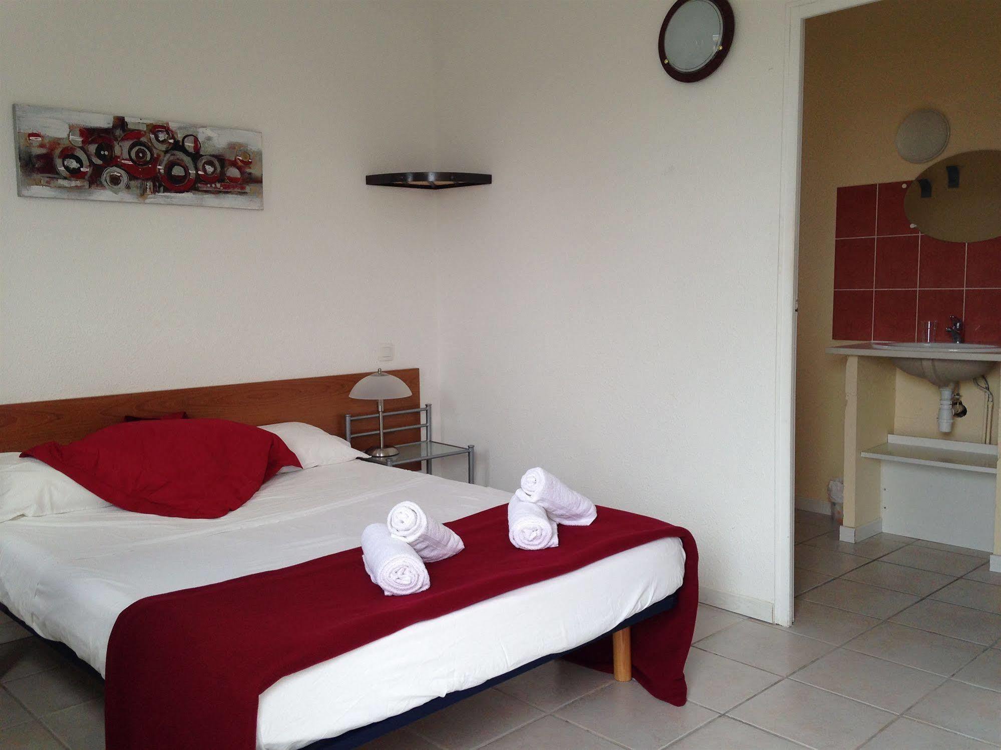 Mont Bouquet Lodge-Residence Hoteliere Brouzet-les-Ales المظهر الخارجي الصورة